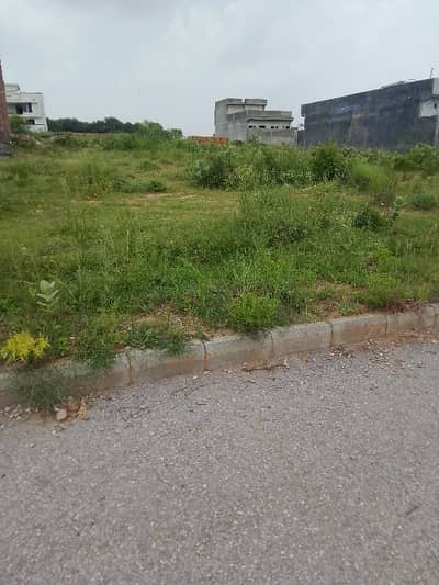 5 MARLA PLOT FOR SALE IN JINNAH GARDEN