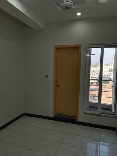 2 BEDROOM FLAT FOR RENT AVAILABLE IN JINNAH GARDEN