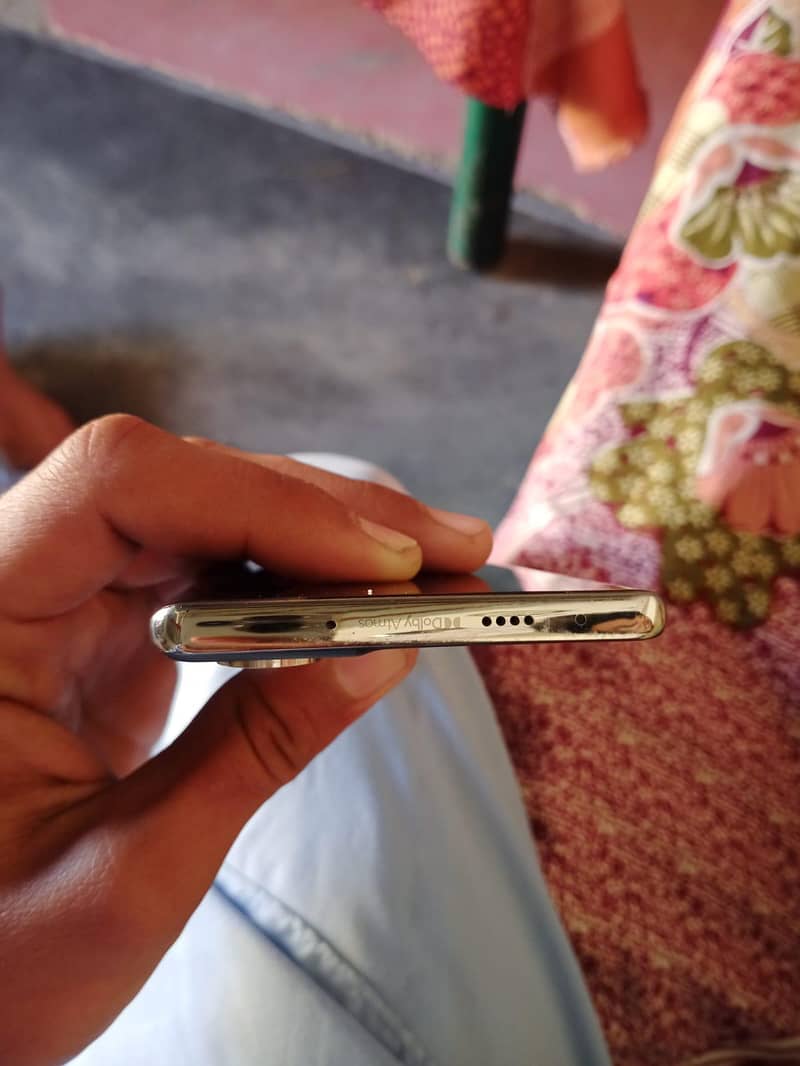 Tecno camon 40 pro 3