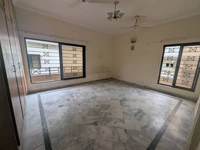 3 bedrooms portion with separate gate