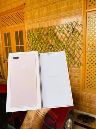 Iphone 7 s puls 128 GB my WhatsApp number 0324-12-95-120