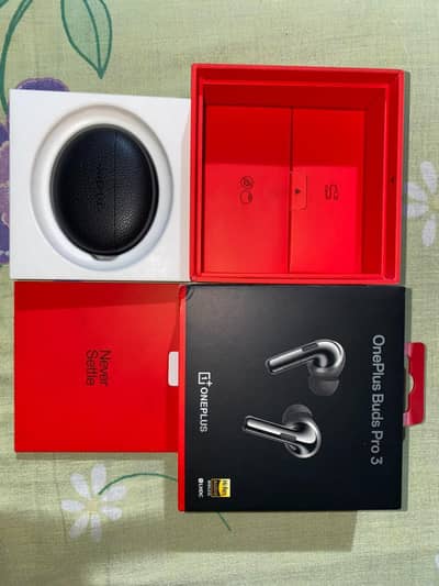 OnePlus buds pro 3