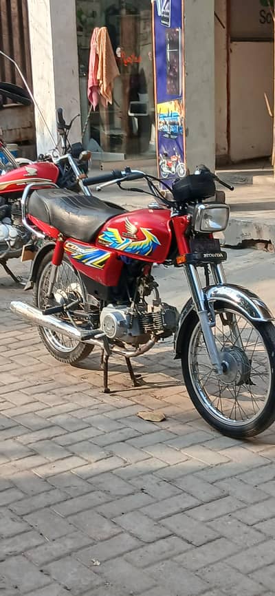 Honda CD 70 Available for sale
