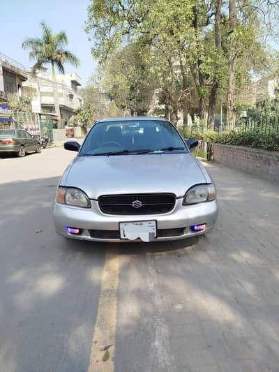 Suzuki baleno JXR 2002 power steering power windows.