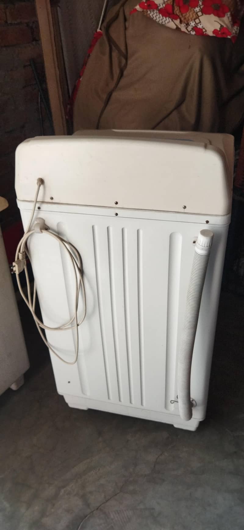 UNIVERSAL WASHING MACHINE 2