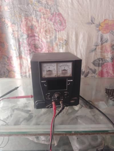 Adjustable DC regulated power supply 1503D-ll