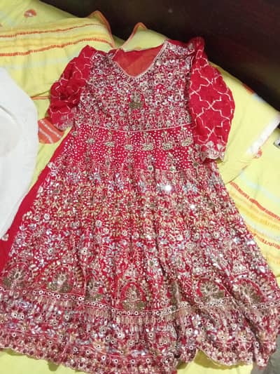 bridal dress only 2 hour use