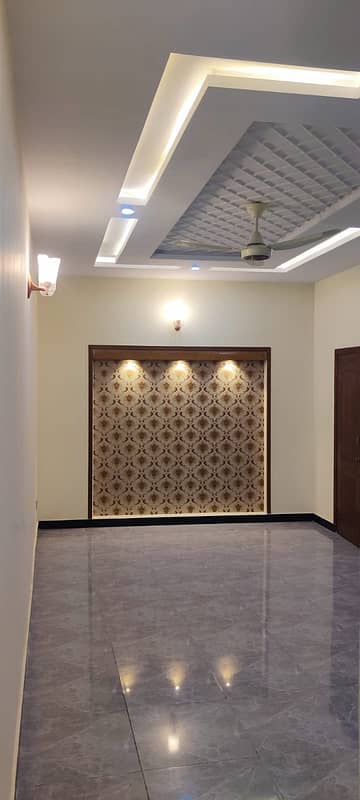 Ideal location solid construction