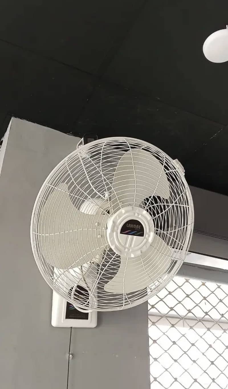 Bracket Fan 1
