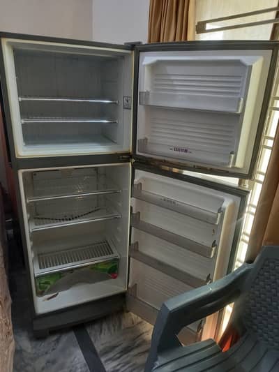 Dawalance Refrigerator 12.4 cubic feet