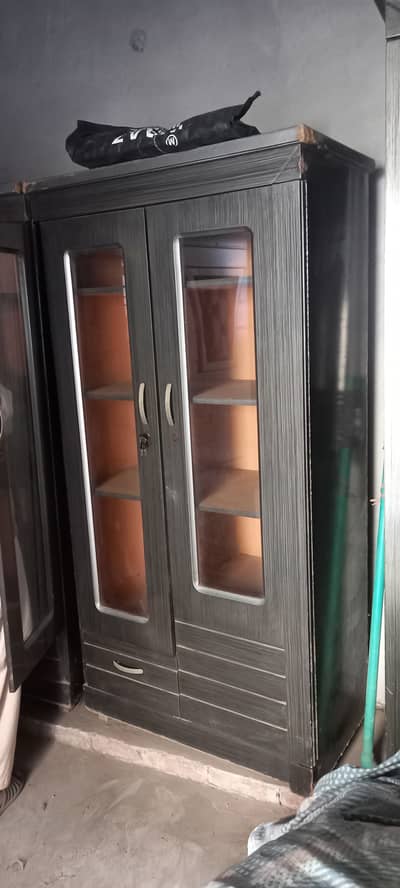 Show Case and Bartan wali almari 4 doors