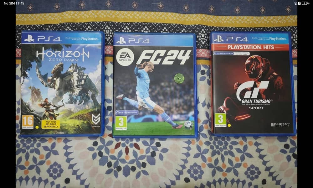 PlayStation 4 Bundle - Console, Controller, Cables & Games - Decent 4