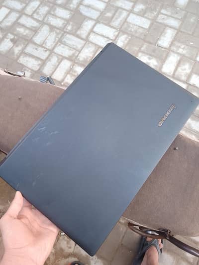 selling my Lenovo G50-70 laptop. and good working condition