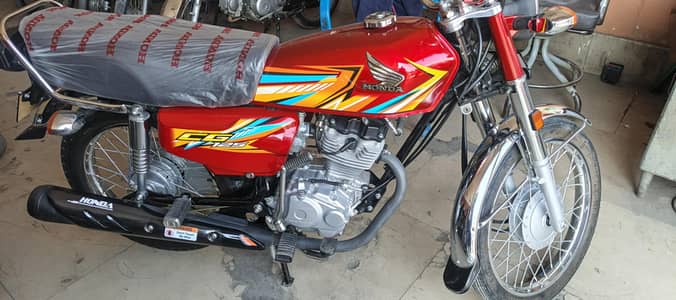 HONDA 125 LUSH CONDITIONS 10/10 2025/2026 MODEL