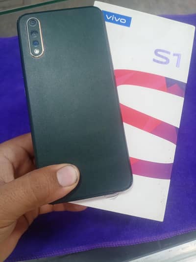 vivo s1 4gb ram 128gb memory