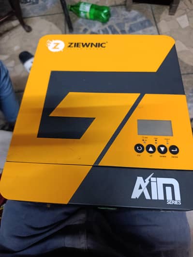 ZIEWNIC INVERTER 3.0KV FRESH CONDITION