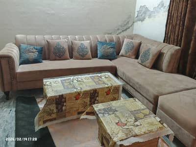 Look like new used 7 seater L shape sofa set