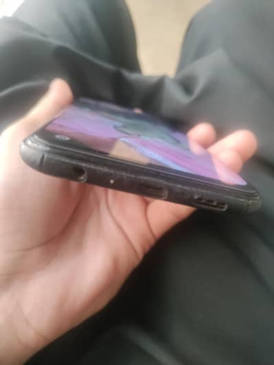 oppo reno 4 box he sath condition 10 by8 8gb. 128. Mike kharb he