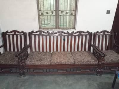 sofa set old is gold