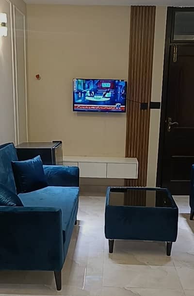 2 BED FURNISHED APARTMENT JUST WALKING DISTANCE ISLAMABAD EXPRESSWAY