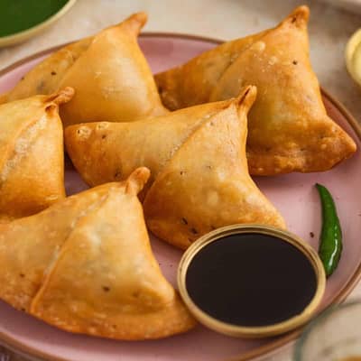 samose Karigar ki zarurat hai