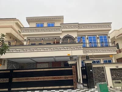 G 13 20 MARLA HOUSE AVAIALABLE FOR SALE