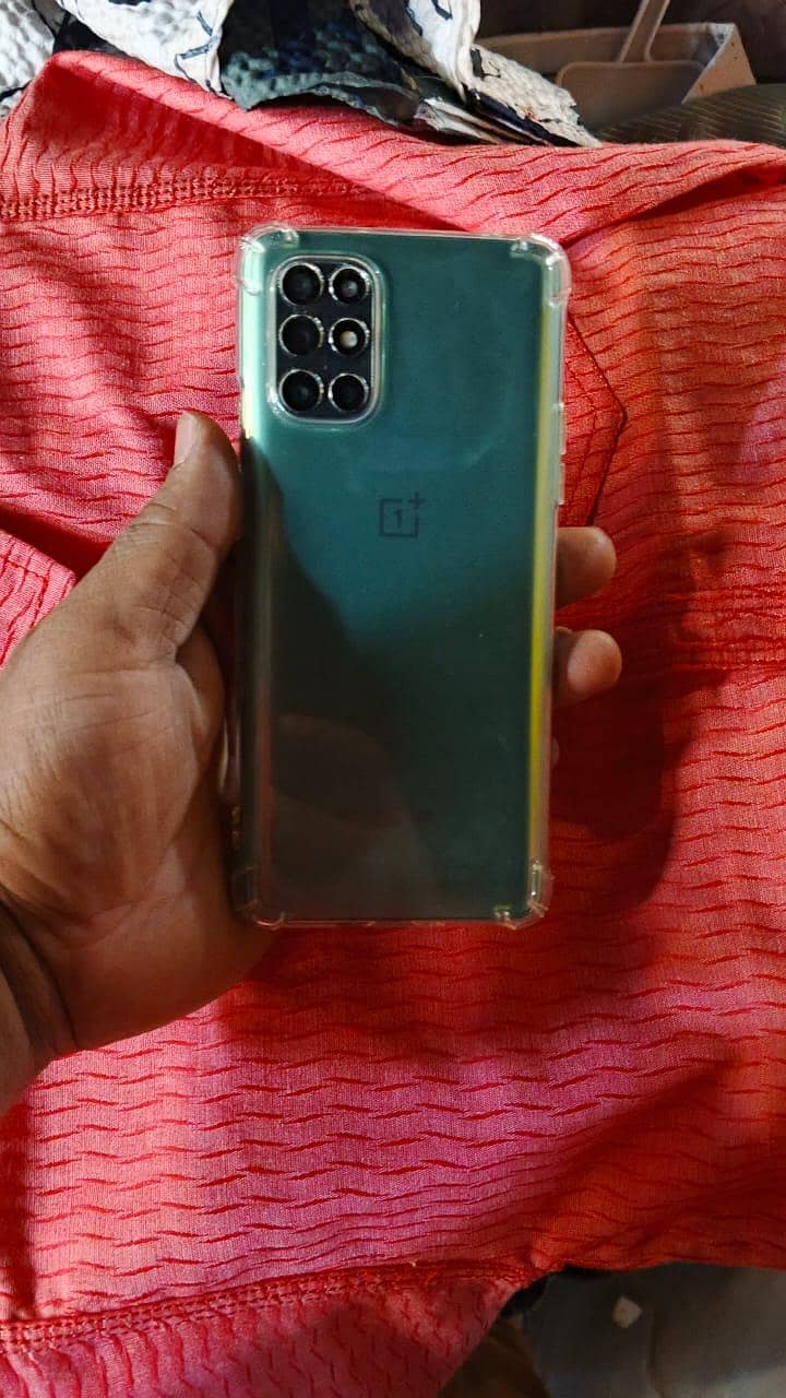 one plus 8t 1