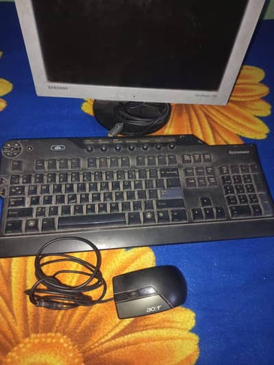 keyboard mouse 14 inch LED monitor all okay