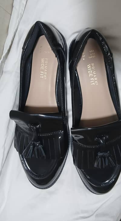 U. k imported brand new shoes for sale 0312-5048735 contact number