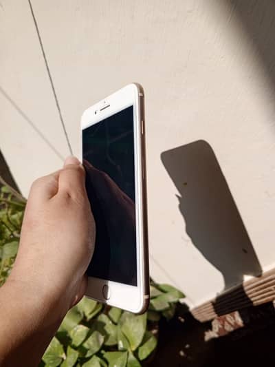 iphone 8 plus for urgent sale