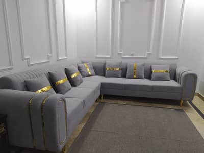 L shape , Boucle sofa ,10/10 condition