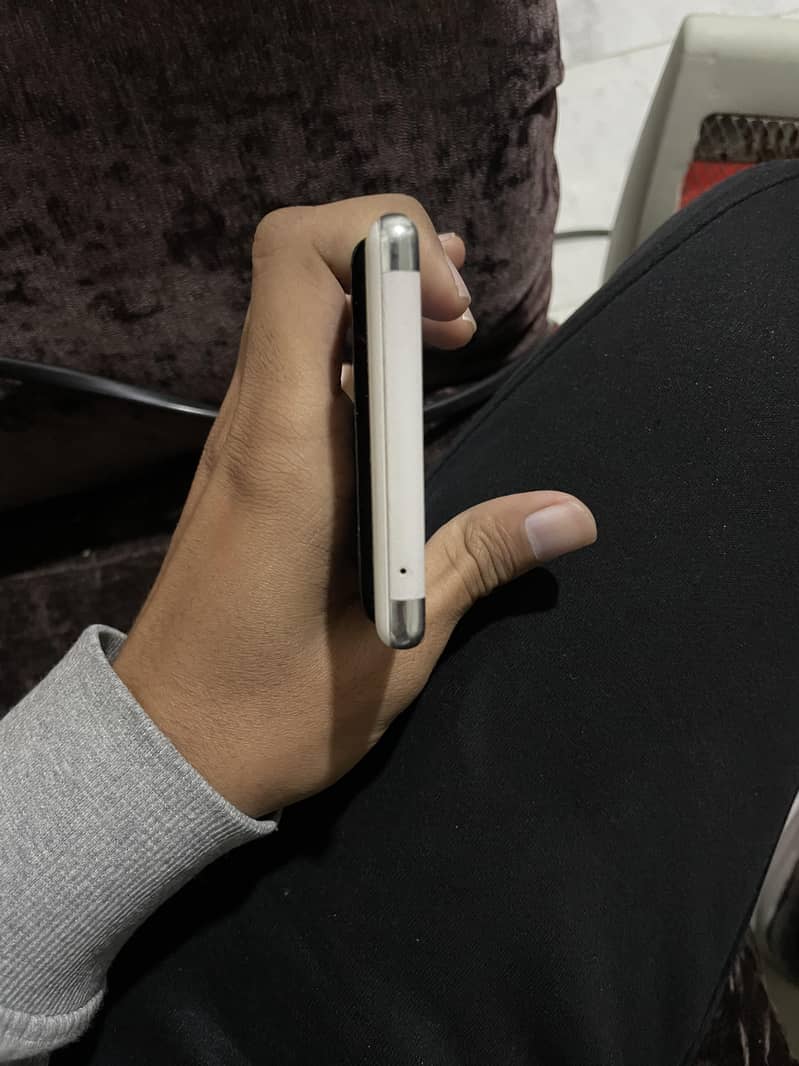 google Pixel 6 pro 3