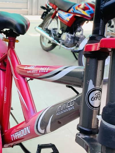 TYPHOON for cycles Size 26 hight