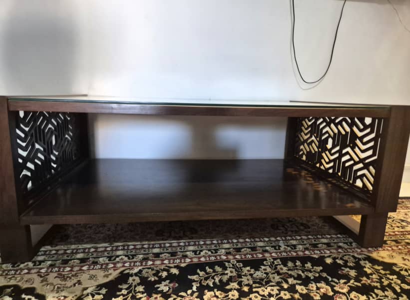 coffee table 0