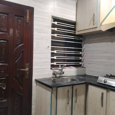 25x40 ground portion for rent