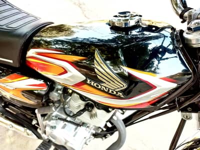 Honda 125 2022 Only 2500 KM Drive For  Shakeen Lover's