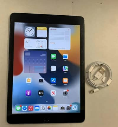 Apple iPad 6th Generation 32GB Storage Well Condition
