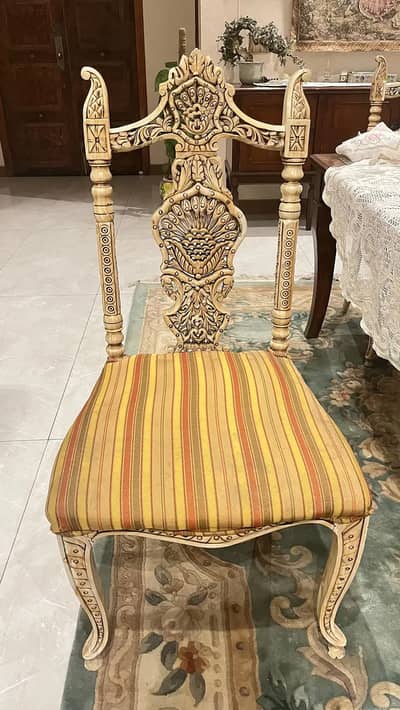 Set of 6 Pure Wood Victorian Style Chairs -For Sale
