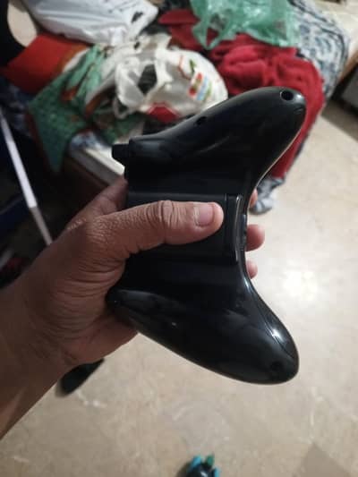 PS4 Controller Xbox 360 Controller Xbox One Controller & DVDs read ad