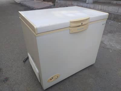 waves freezer single door total original  all ok Call/0321/8888/564