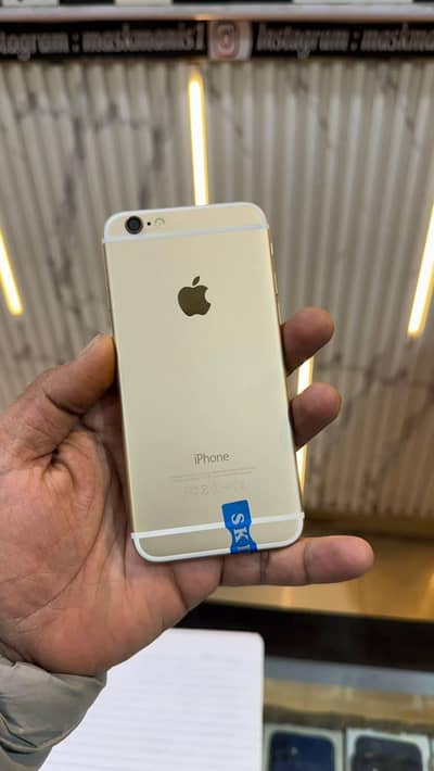 iphone 6 s plus 128 GB my WhatsApp number 03 25 022 67 56