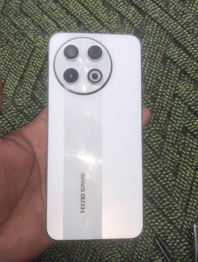 Tecno SPARK 30 Pro