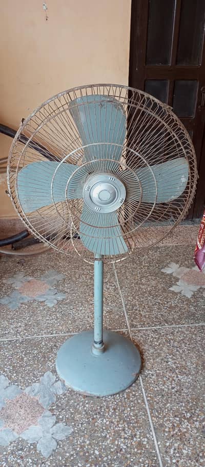 2 Fan for sale