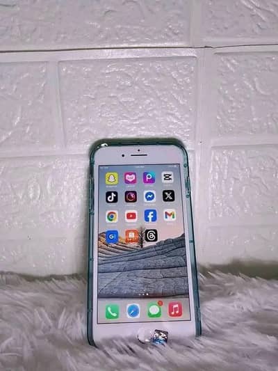 iphone 7 plus 128 GB my WhatsApp number 03 25 022 67 56