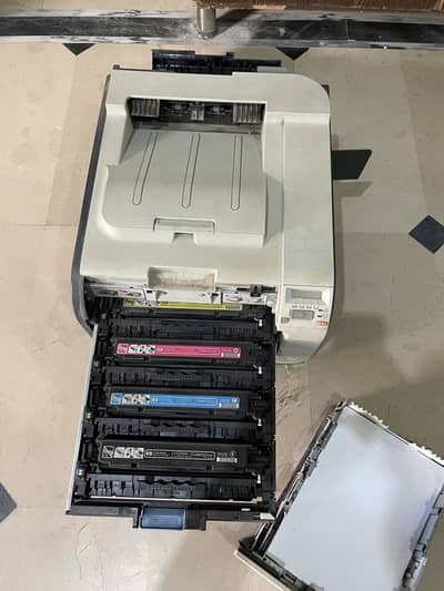 HP Laser Jet CP2025 printer see description