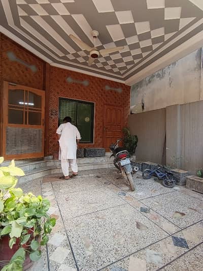 10 Marla Double Storey House For Rent