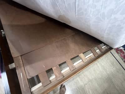 Bedroom set with double door almari and mattress