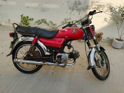 CD 70cc motorcycle, bike