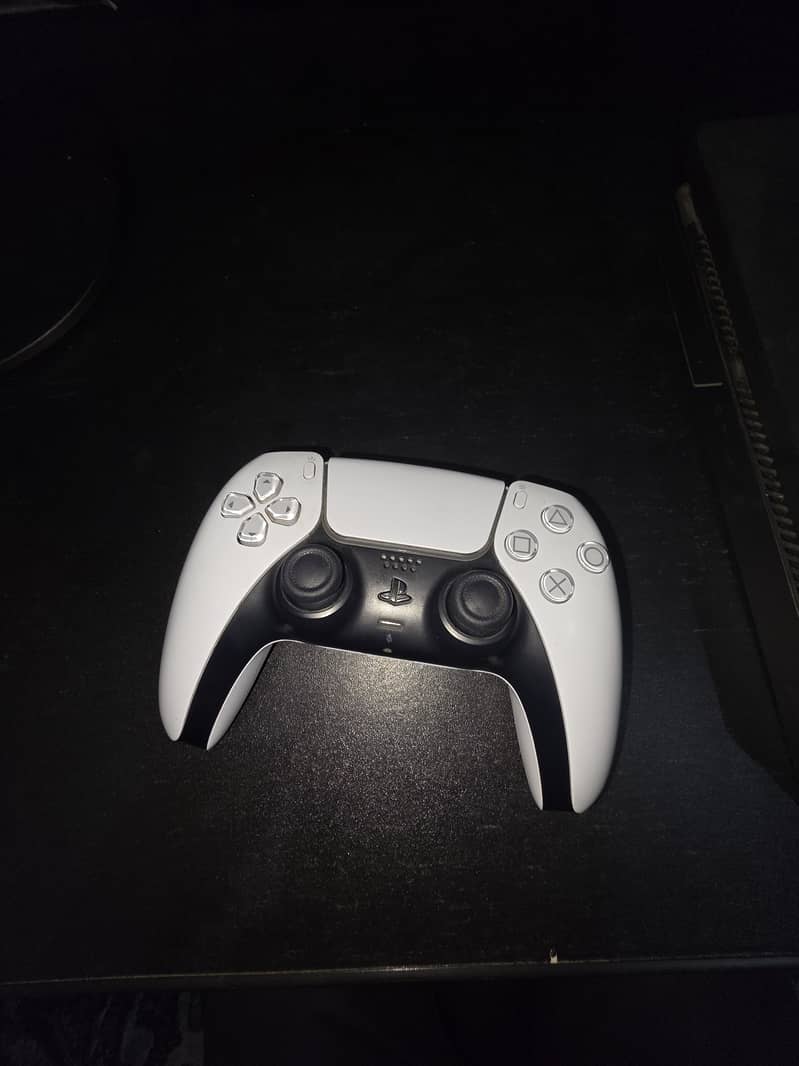 PS5 Controller 0