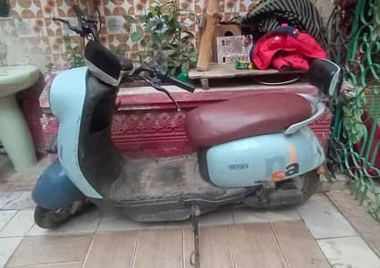 evee nisa electric scotee  sale karni hy all ok hy